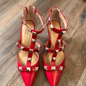 Never sworn size 8 red INC low heels